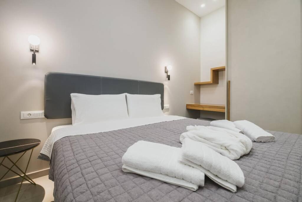 Peris 2 - Central Apt Near Old Town - Ac, Washer Chania  Exterior foto