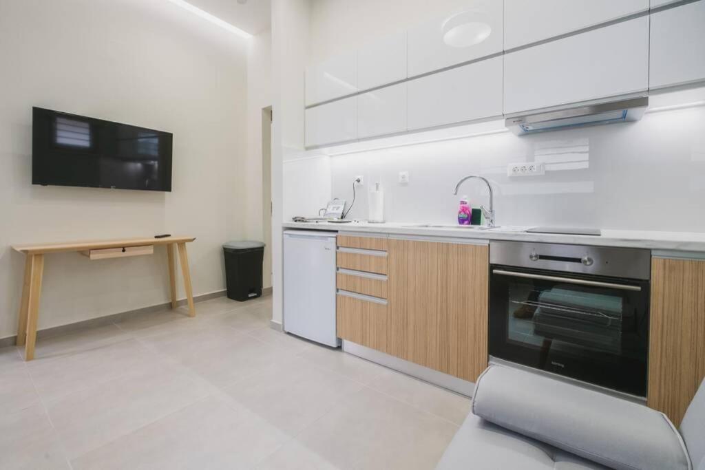 Peris 2 - Central Apt Near Old Town - Ac, Washer Chania  Exterior foto